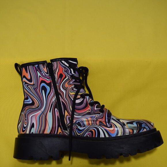 Steve Madden  Women's Size 5Jrock Colorful 70s Swirl  Lace Zip Combat Boots used - Picture 4 of 7
